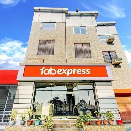 Fabexpress Grand Almada Bijnaur Exterior foto